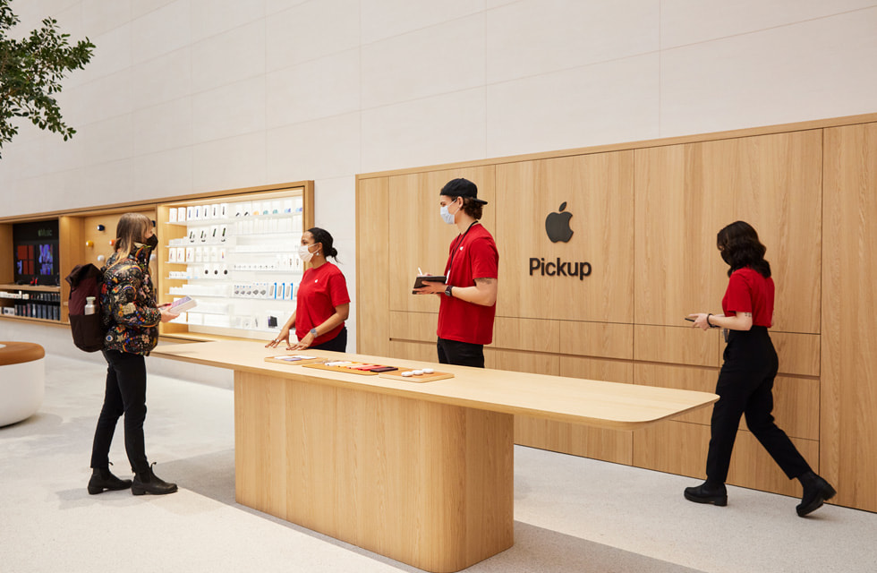 Apple Pickup Bereich in Apple Rosenthaler Straße.