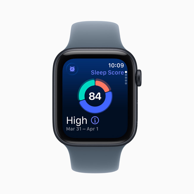 An image of an Apple Watch SE 3 displaying the sleep score feature.