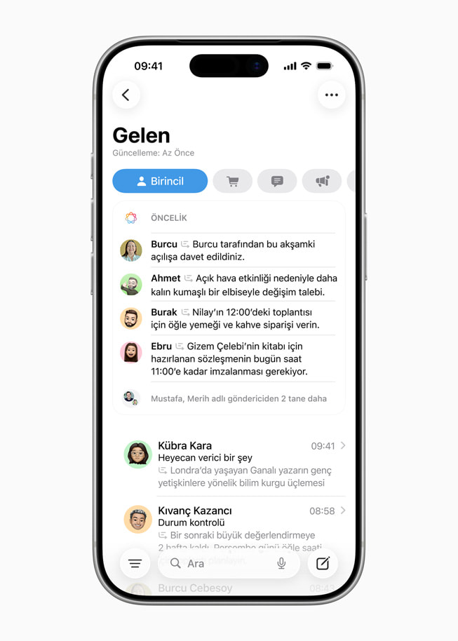 iPhone’da ekranın üst kısmında bazı mesajlara öncelik veren Mail uygulaması gösteriliyor.