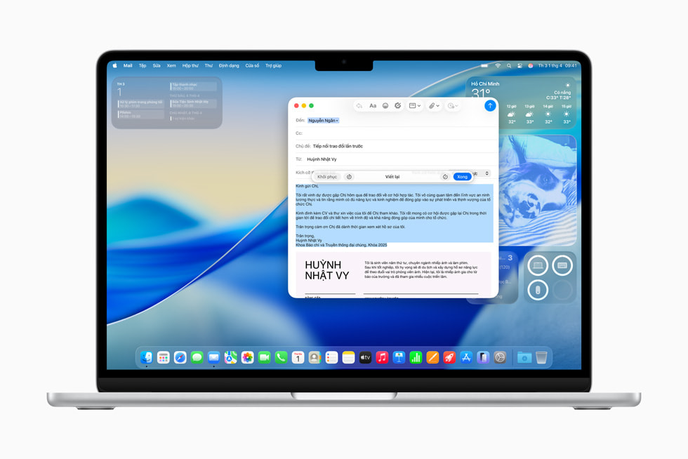 MacBook Pro và iPhone hiển thị màn hình Công Cụ Viết. 