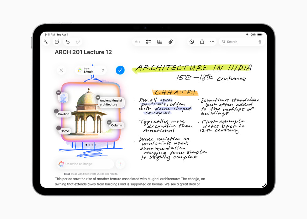 En iPad viser et skjermbilde av Bildemagi med notater og skisser til en undervisning i arkitektur, mens brukeren holder Apple Pencil for å tegne en sirkel rundt en bygning.