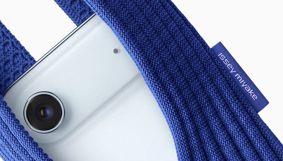 iPhone Pocket in sapphire paired with iPhone Air in sky blue.