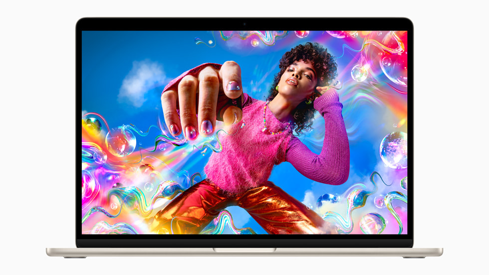 The 15.3-inch Liquid Retina display on the new 15-inch MacBook Air.