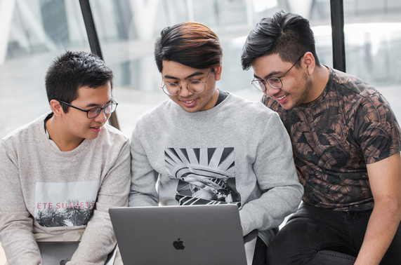 Students using MacBook Pro.