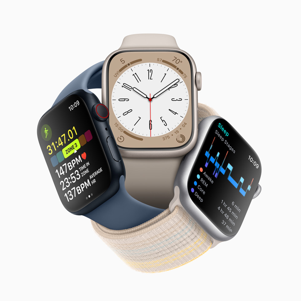 Tre Apple Watch-enheder i en gruppe, der viser pulszoner i appen Træning, den nye Metropolitan-urskive og søvnstadier.