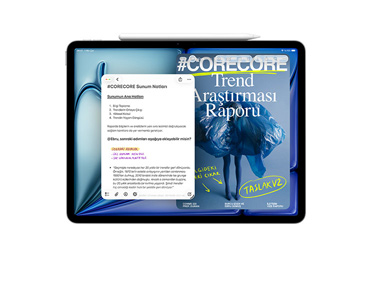 iPad Air, önden dış görünüm, devam eden bir tasarım işinin PDF belgesi ve tasarım notları gösteriliyor, Apple Pencil Pro