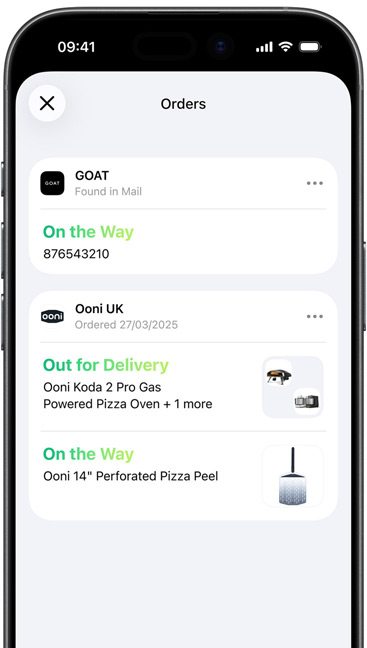 Order information and organised emails related to the order within Apple Wallet on iPhone screen
