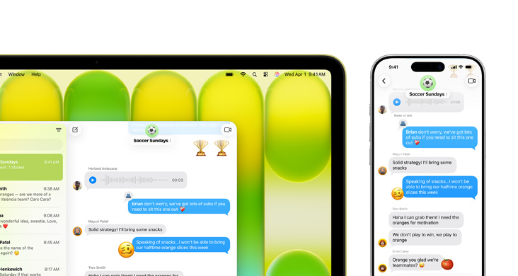 Un MacBook Neo con Duplicación del iPhone muestra una conversación de mensajes de texto en la pantalla.