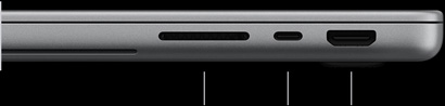 MacBook Pro con pantalla PROLED XDR, color plata, cerrada, lado derecho, se muestran tres puertos: SDXC, Thunderbolt&nbsp;5 y HDMI